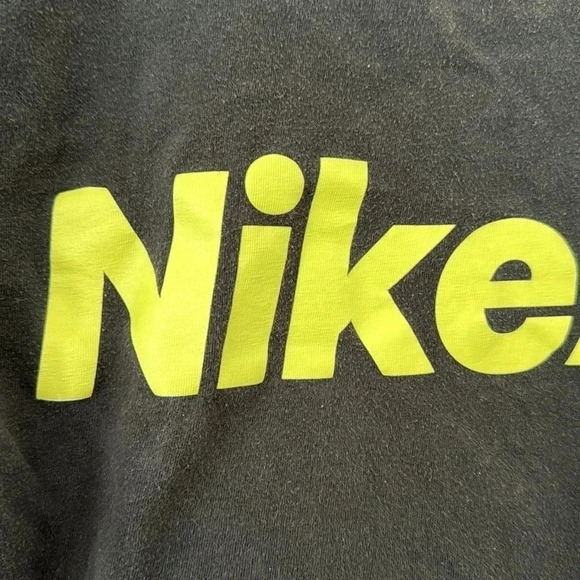 Nike Tee - Picture 3 of 3